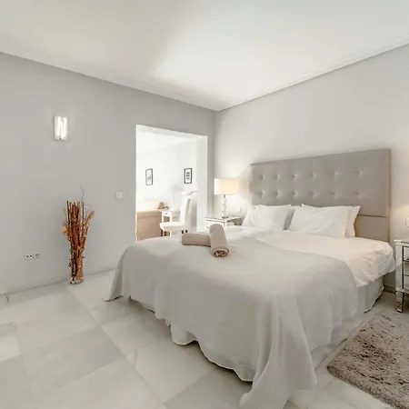 Vip Superior Dominion Apartment Estepona
