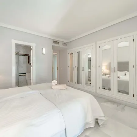 Vip Superior Dominion Apartment Estepona
